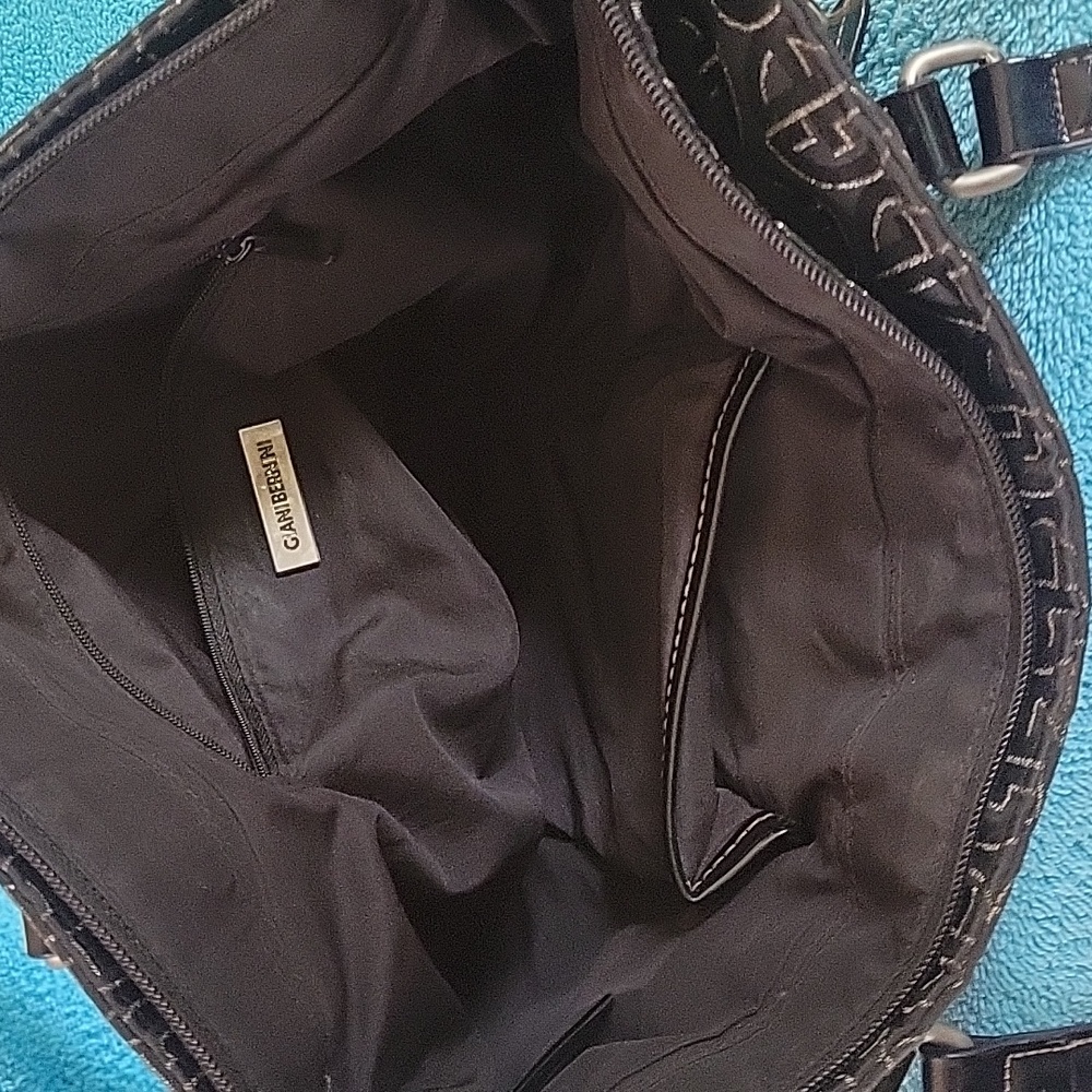 Giani Bernini Black Shoulder Bag - Picture 7 of 11